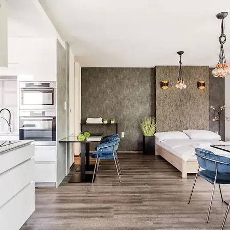 Karinflats Deluxe - The Cream Penthouse * Budapešť